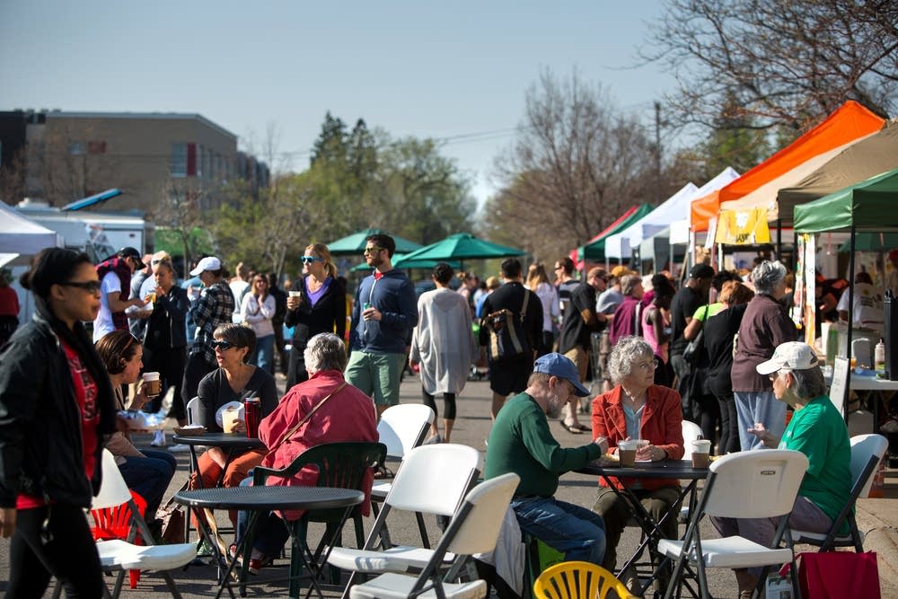 Shopping at the Midtown Farmers Market