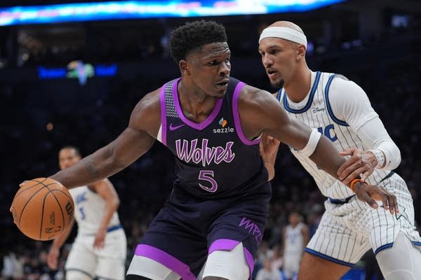 Edwards scores 35 points, but Magic beat Timberwolves 119-92