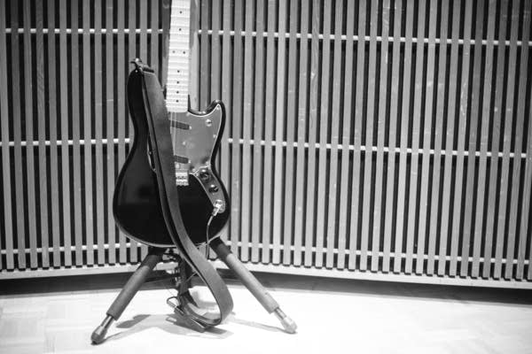 Coffee Break: 893 Essential Artist snubs