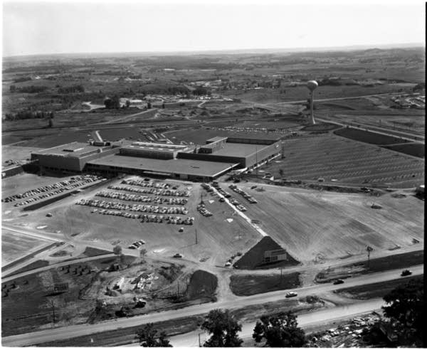 Southdale Center, 1956