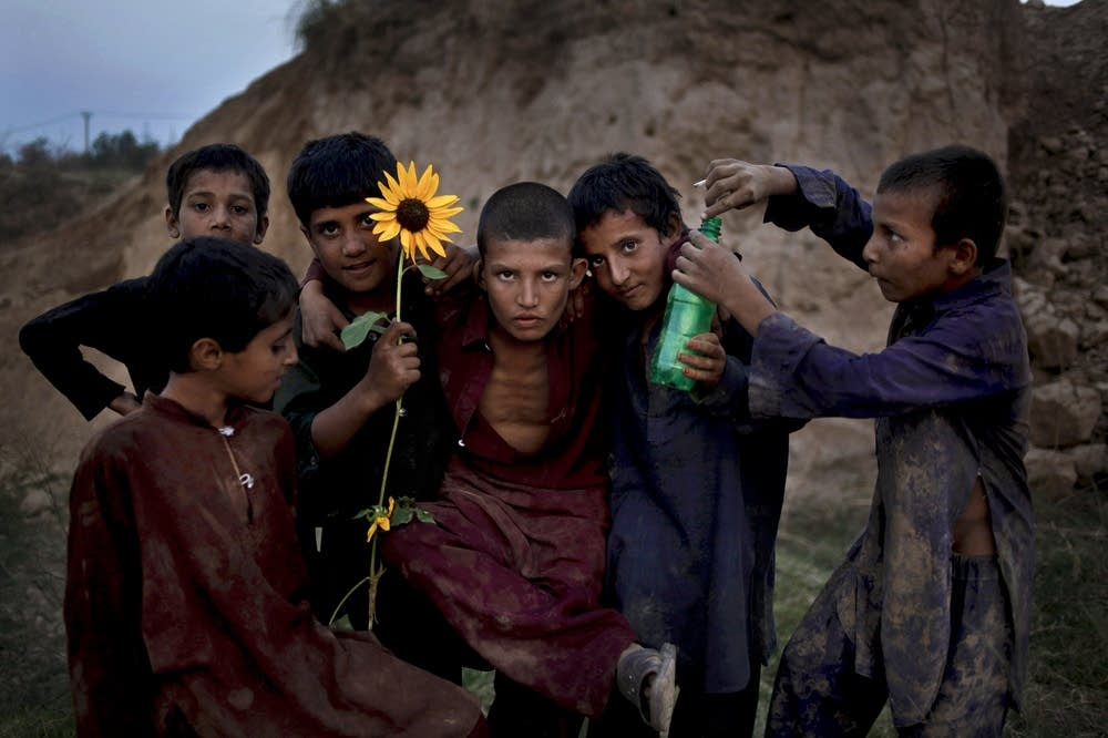 Displaced Pakistani boys