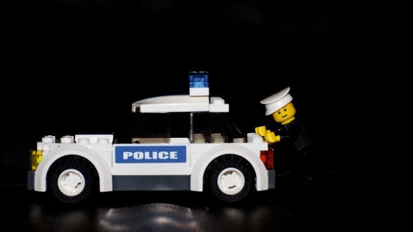 Lego addicts help fight fakes