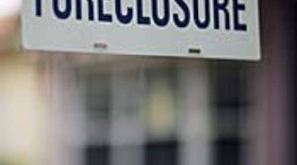 Foreclosure sign