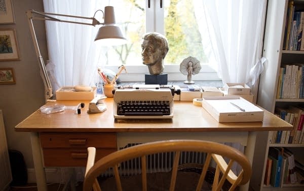 Astrid Lindgren's desk and typewriter