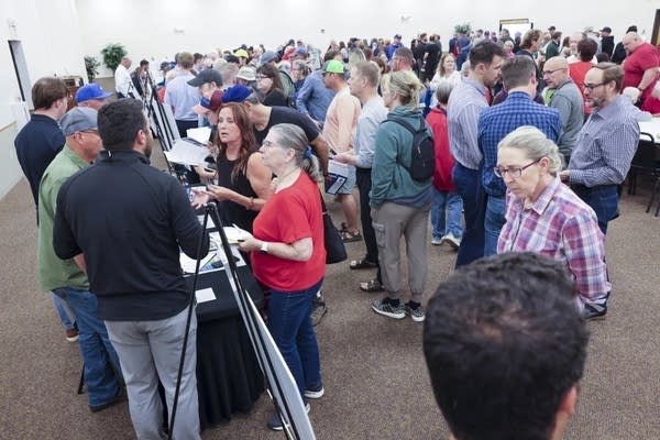 At packed Hermantown open house, Google tries to ease community concerns over data center
