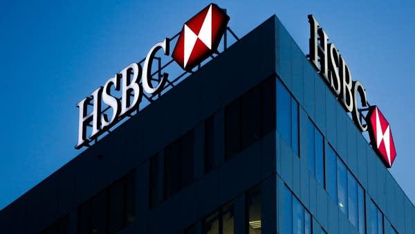 HSBC to axe 35,000 jobs as profits plunge