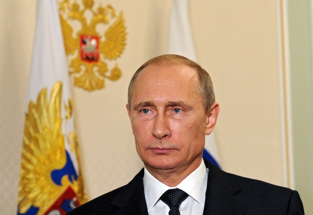 Putin records a video address on the crash