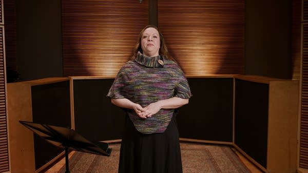 Class Notes thumbnail for a Voice & Vocal Health lesson. Includes singer Liz Pearse.