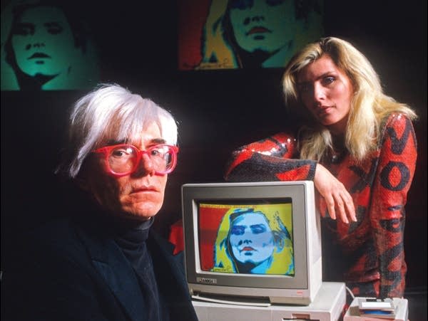 Coffee Break: World of Warhol 