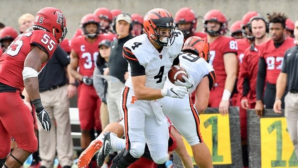 Jesper Horsted carries the ball in a game against Harvard in 2018.