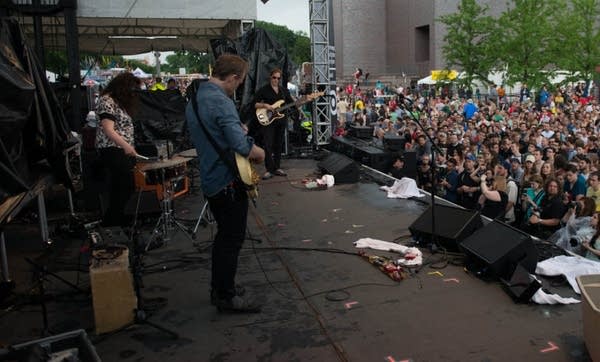 Rock The Garden set with Low