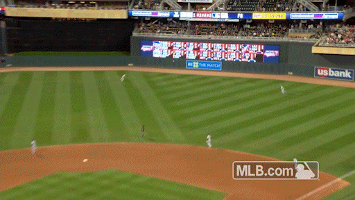 052617_mlb_gif_souza_hopeless_dive_med_cdkpvzv7