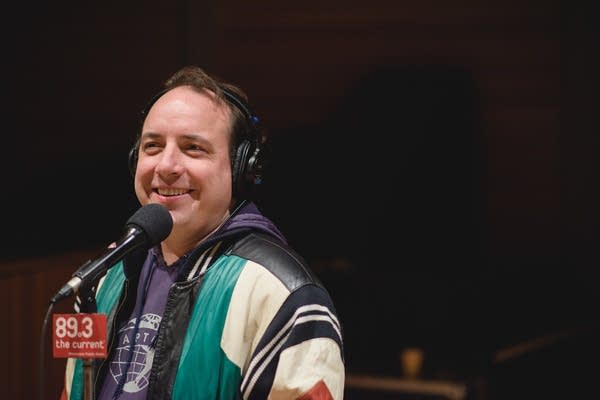Har Mar Superstar in The Current studio.