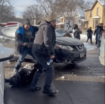 Protestors and ICE agents engage-3