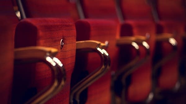Take a seat at the Kölner Philharmonie