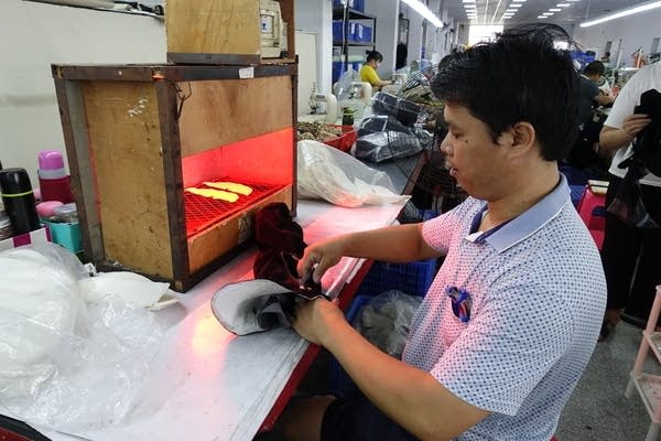 Zhao Yanpeng said he's worked at a factory before that didn't serve workers any meat at the canteen and the rice had also expired.