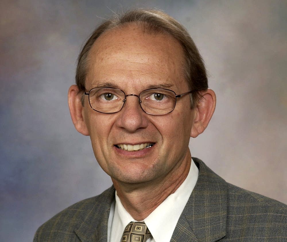 Dr. Eric Matteson