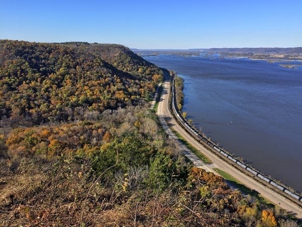 A view of a river valley from atop a ridgetop