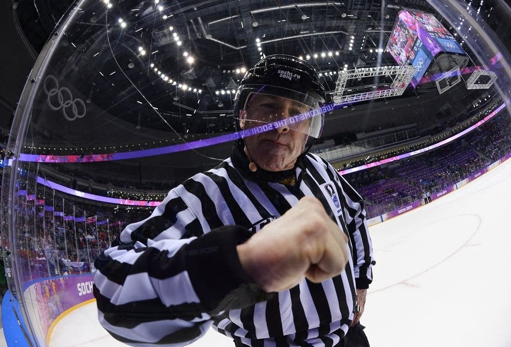 Referee