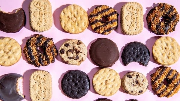 What do Girl Scouts get out of selling cookies online?