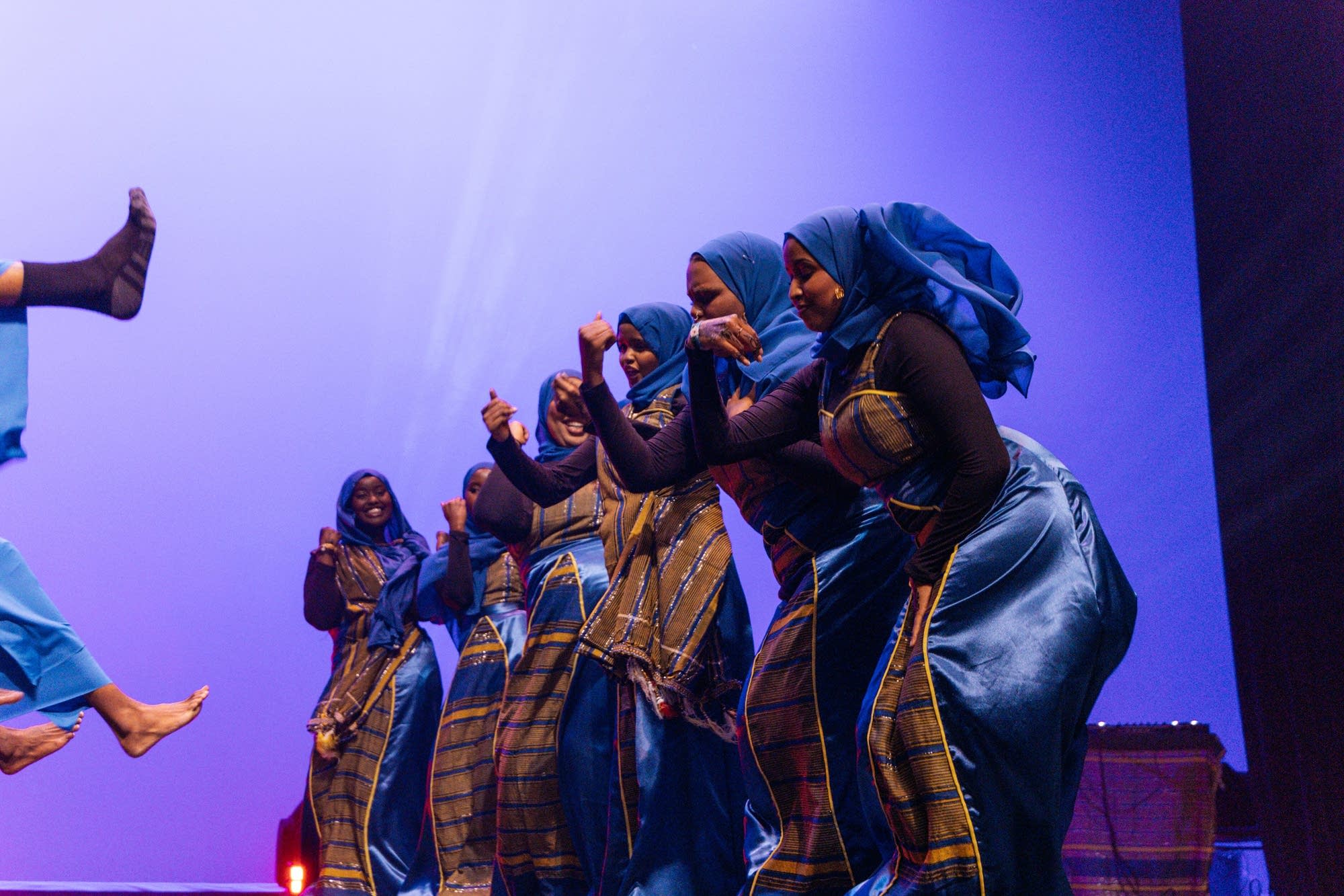 First Somali dance performance 'such an honor' at Timberwolves ...