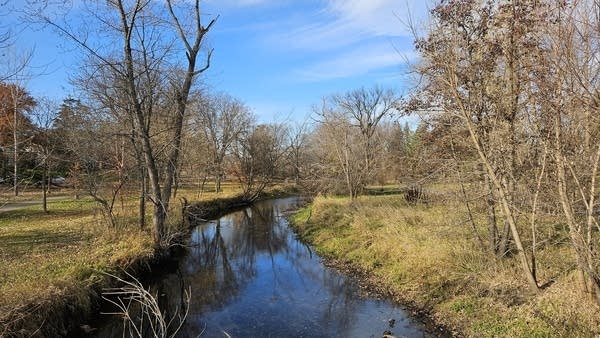 Temps retreat this week; no big storms for Thanksgiving travelers