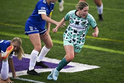 player runs for ball