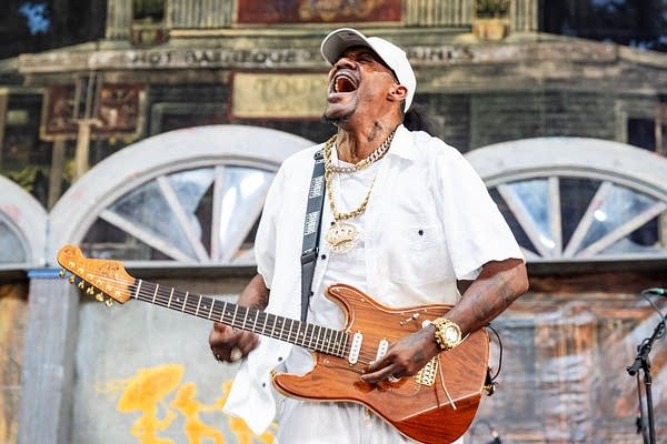 The Gig List for February 8: Eric Gales; Ryan Picone Quartet; Flamy Grant