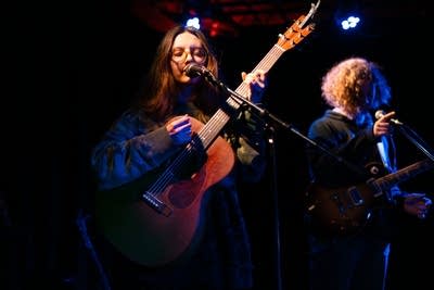 runo plum performing on stage