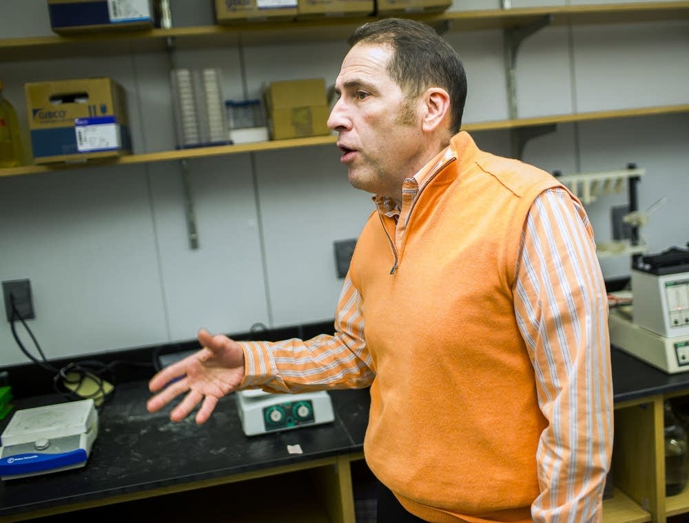 Biologist Matt Andrews