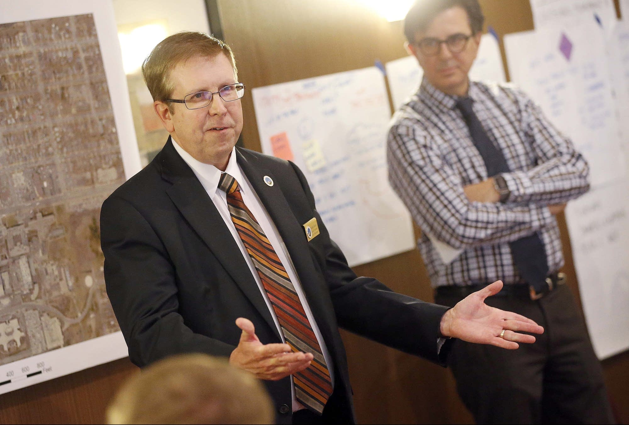 Randy Staver addresses a small group following a DMC EDA meeting.