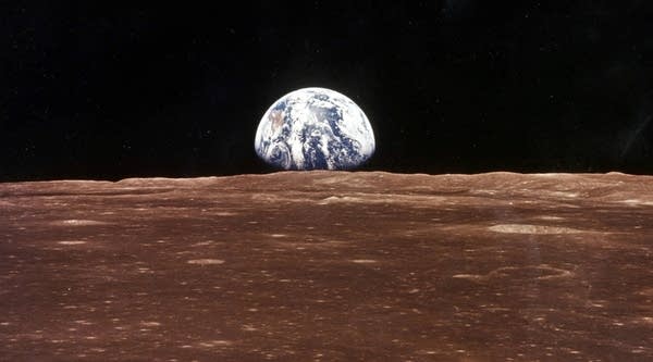 03/30/17: A business model for reused rockets