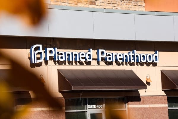 Exterior shot of a Planned Parenthood building.