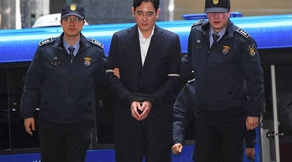 03/07/17: The corruption charges involving Samsung