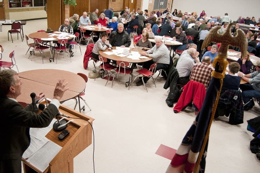 Worthington caucus