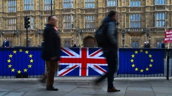 The UK will leave the EU at 18:00 ET, ending 47 years of membership