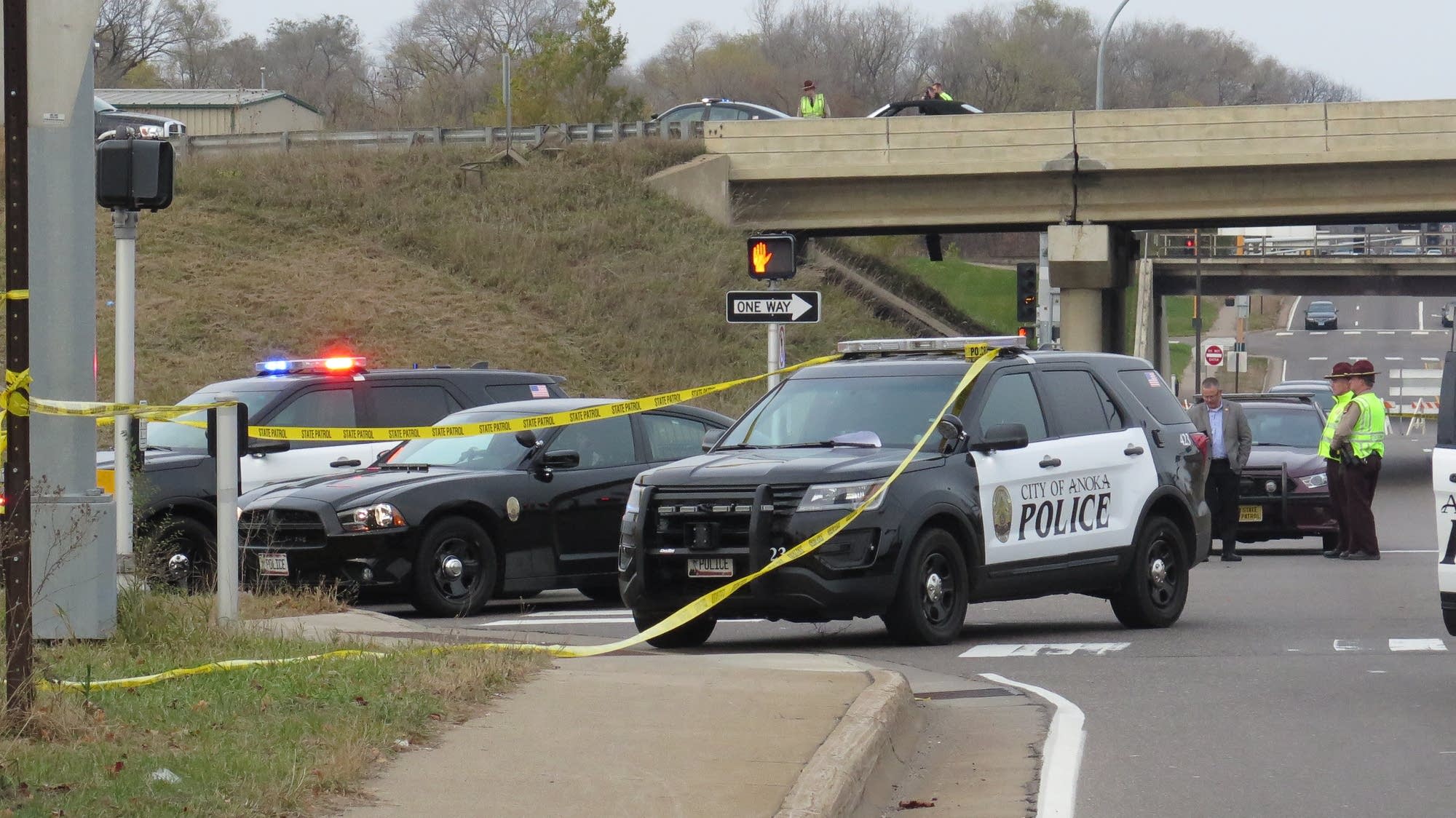 Cop shoots fleeing suspect after wild Anoka County chase MPR News