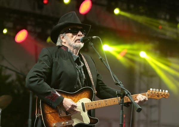 Merle Haggard doesn’t like country music anymore