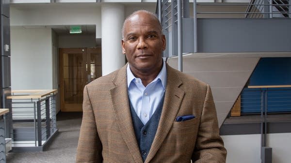 Republican Qualls picks fellow businessman Nicholson to fill out Minnesota governor ticket