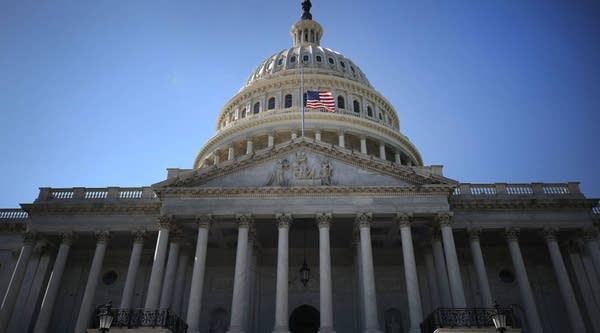 05/08/2018: Trump to propose cutting $15 billion in federal spending