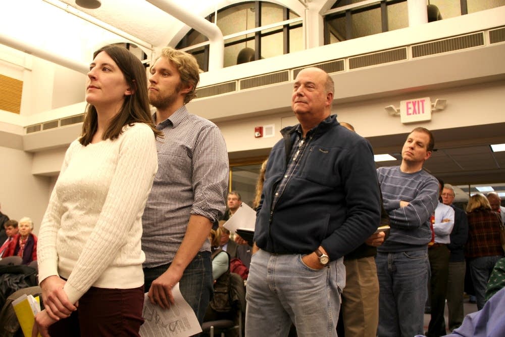 Golden Valley residents line up