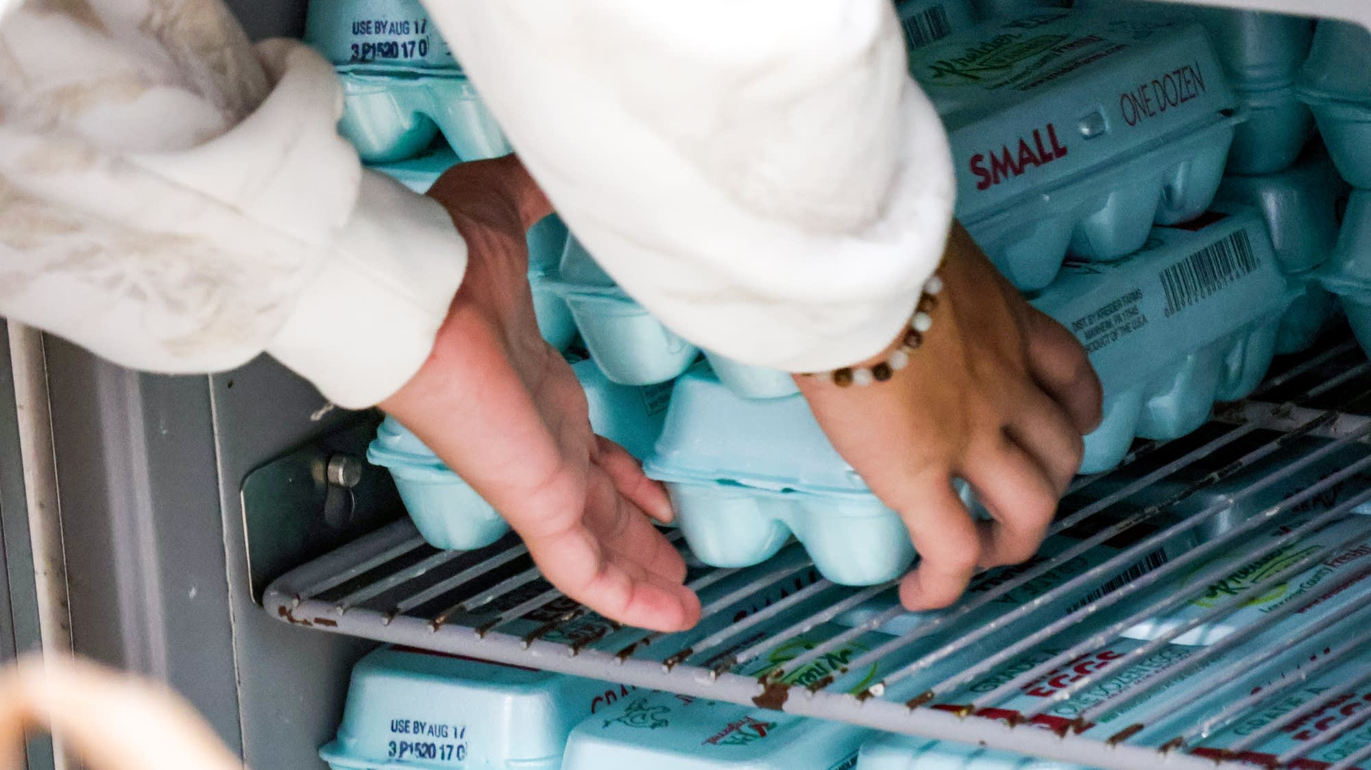 New Minnesota law unscrambles egg policy for food banks; allows donations after 'sell by' date