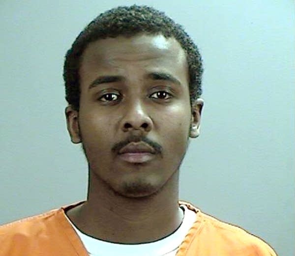 Minnesota terror suspect deemed flight risk, held for trial