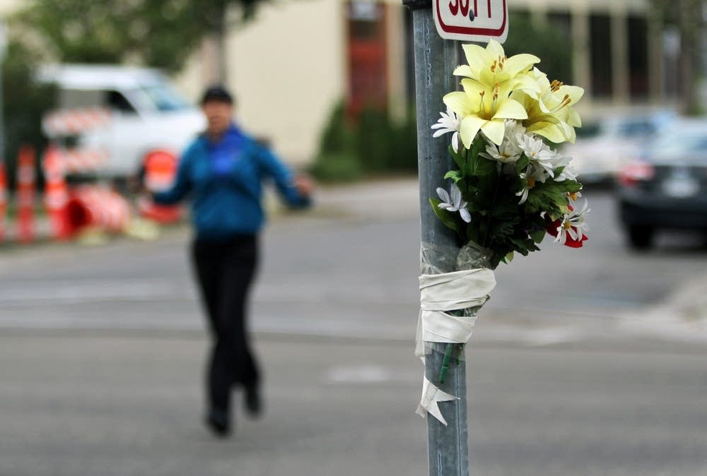 Temporary memorial