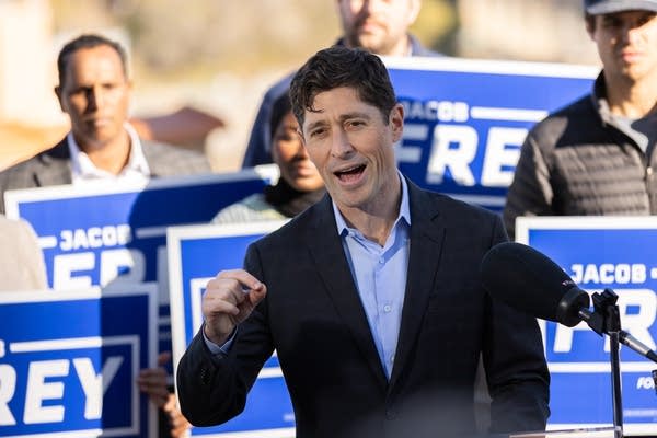 Frey wins third term as Minneapolis mayor, says it will be his last