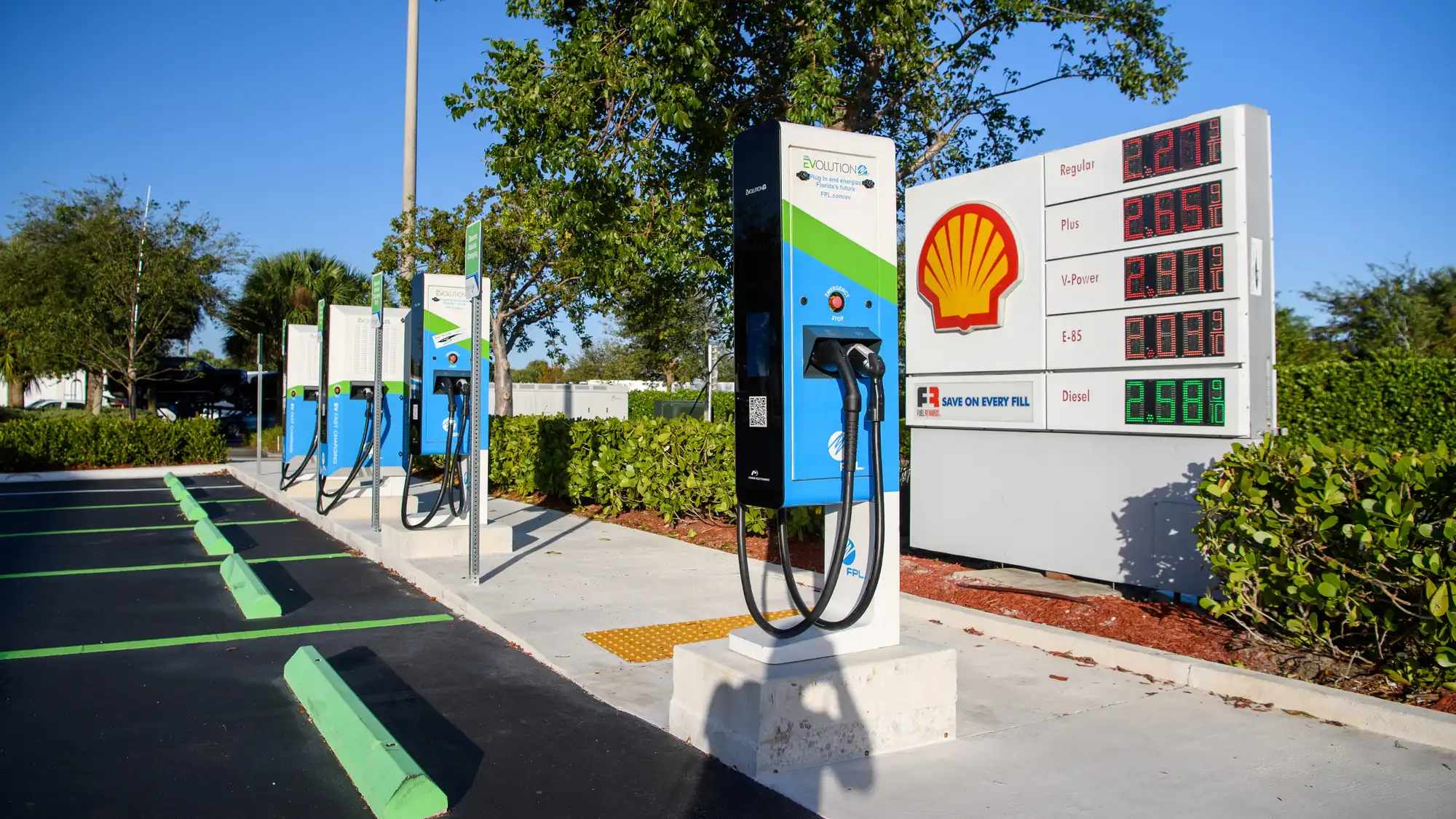 Florida expands EV infrastructure to encourage EV adoption - Marketplace