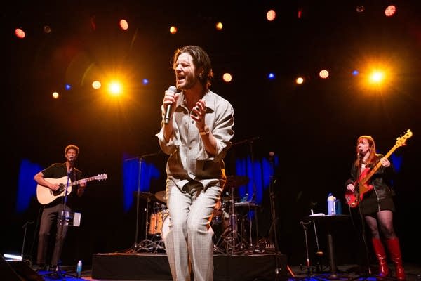 The Gig List for January 21: Ben Barnes; Dot Operator; Eldest Daughter