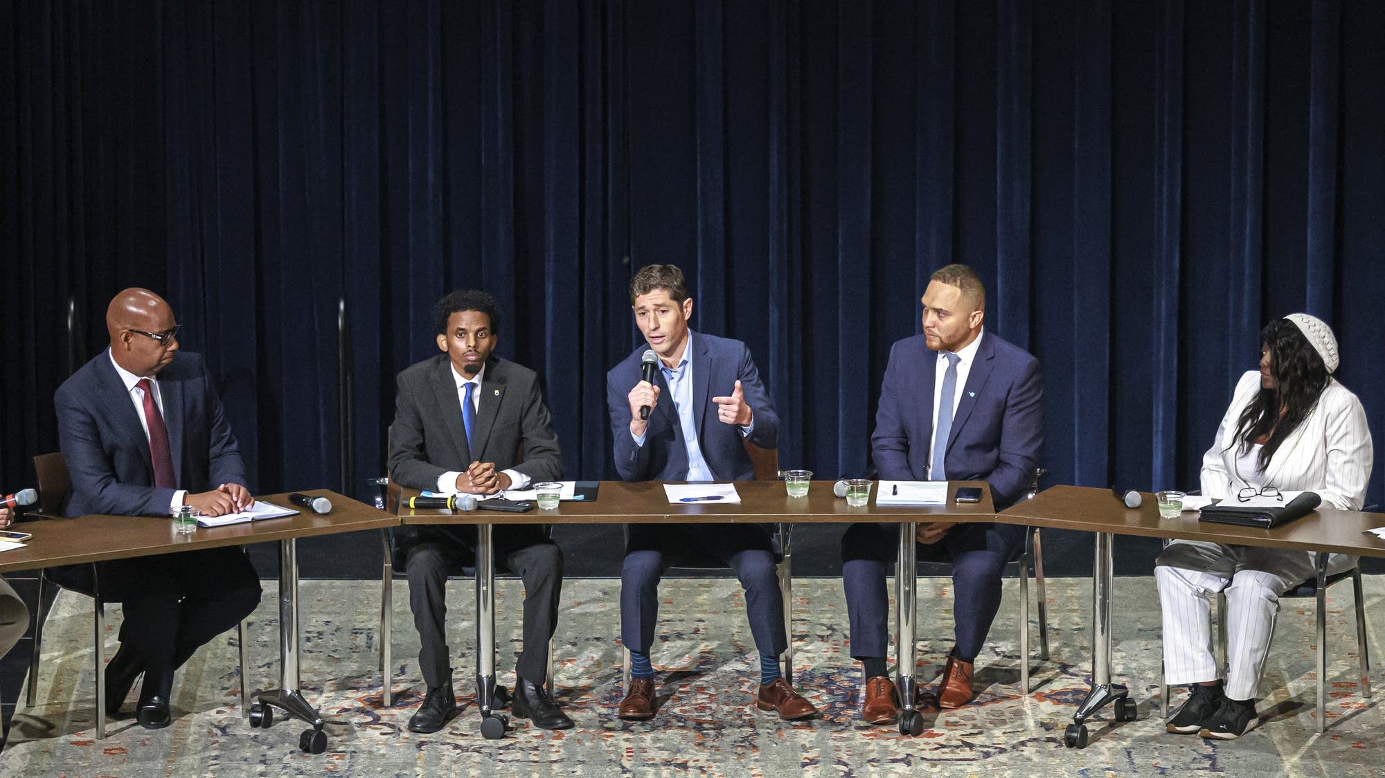 Minneapolis mayoral candidate debate highlights key city issues | MPR News