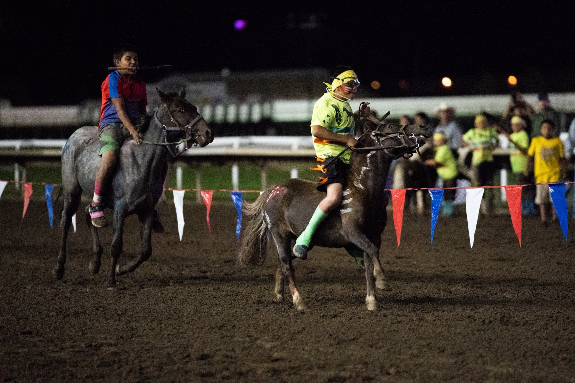 Indian horse relay provides 'exhilarating' spectacle for riders, fans