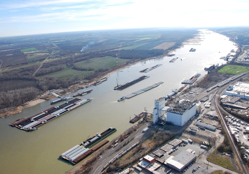 Mississippi River level still expected to drop | MPR News